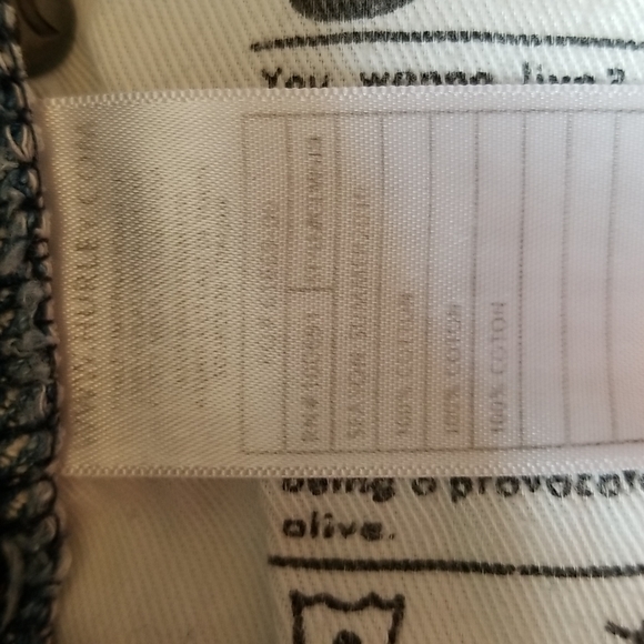 Hurley distressed jean shorts - Picture 6 of 7